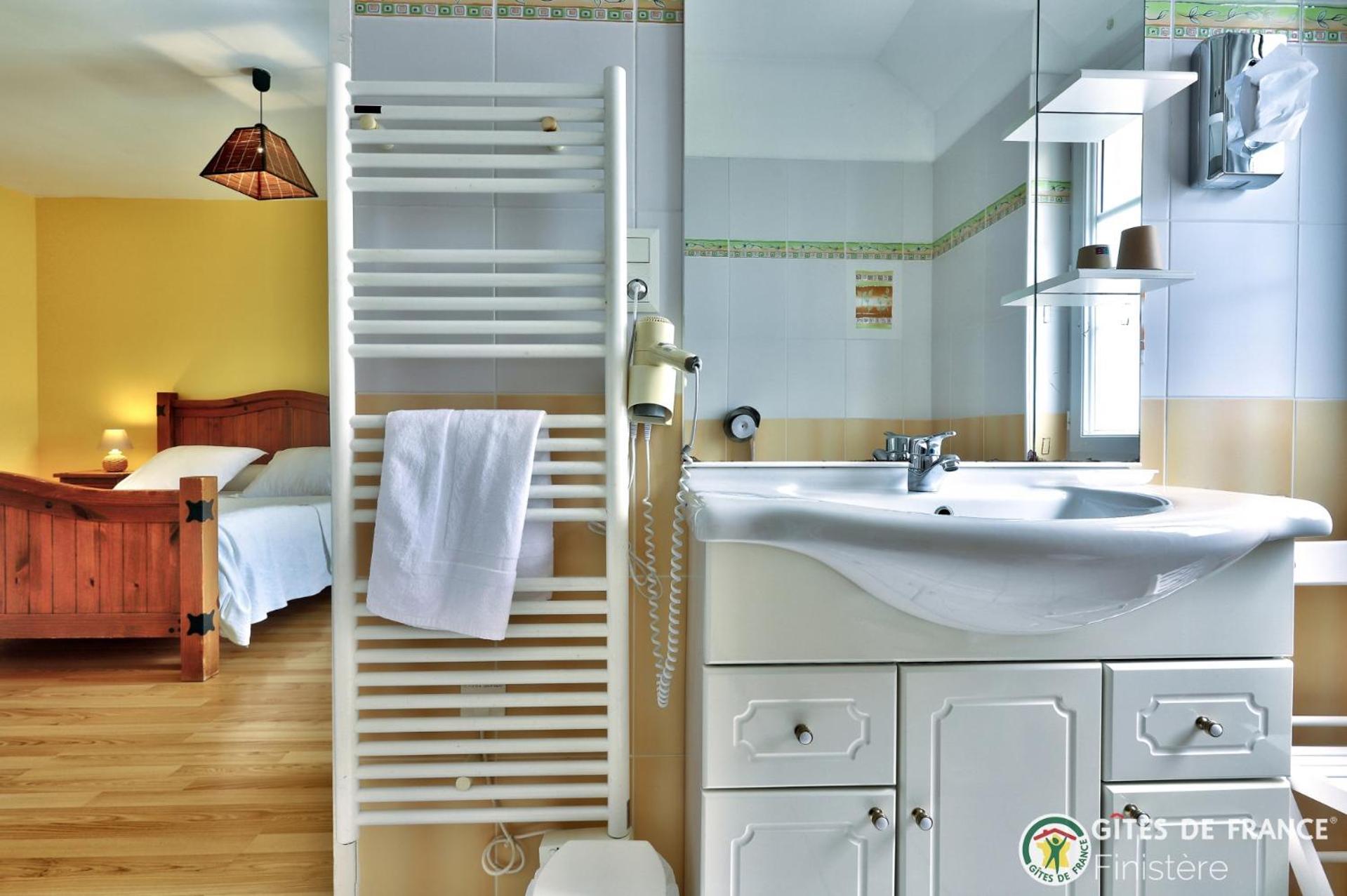 La Cle Des Champs Des Abers Bed & Breakfast Saint-Pabu  Exterior foto